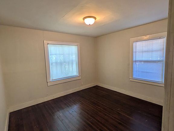 2nd image of 3465 38th St