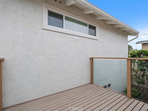 4th image of 707 1/2 Marigold Ave