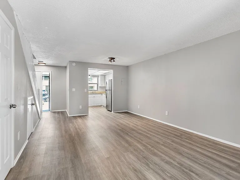 2820 S Pines Dr #132 — Photo 6