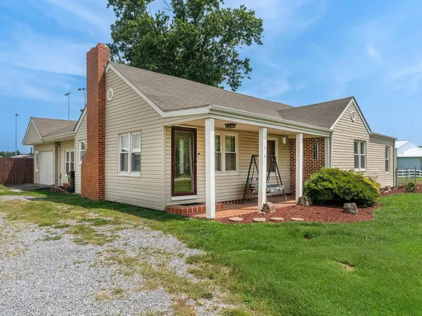 600 Main St, Galatia, IL 62935