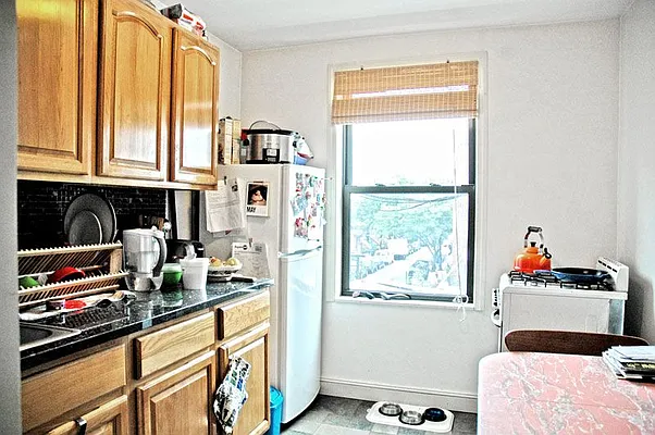 Rented by In Haus LLC | media 20