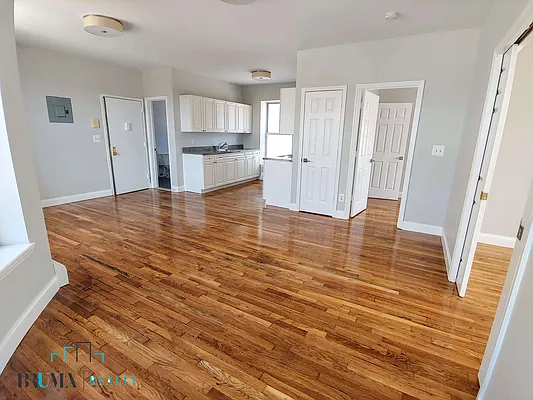 Rented by Bruma Realty LLC | media 1