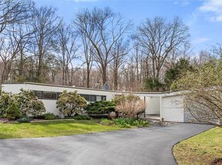 204 Cleveland Dr, Croton On Hudson, NY 10520