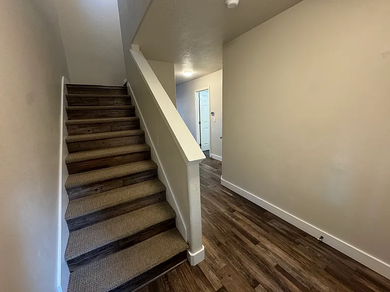 734 E Green Ridge Ave #1 — Photo 4