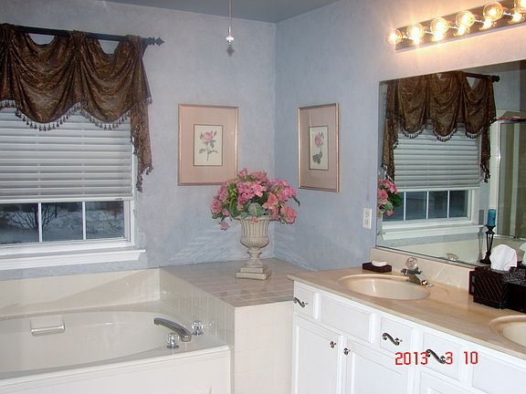 Master bath #1
