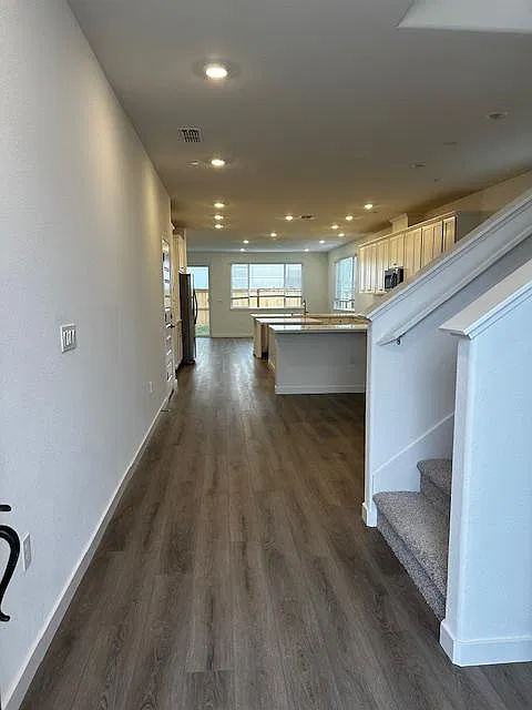 5342 Liberty Ship Way — Photo 4