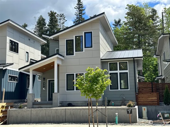 4272 Creston Way, Bellingham, WA 98226