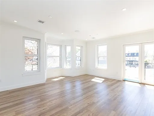 2 Neponset Ave — Photo 2