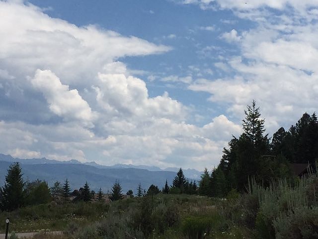 2nd image of 26 The Summit Trl