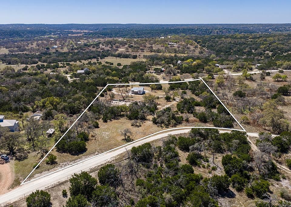1st image of 365 Lazy Hills Dr