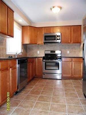 2nd image of 25355 Normandy St