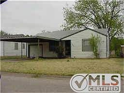 2nd image of 2109 Meander St