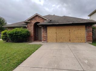 8601 Lariat Cir, Fort Worth, TX 76244