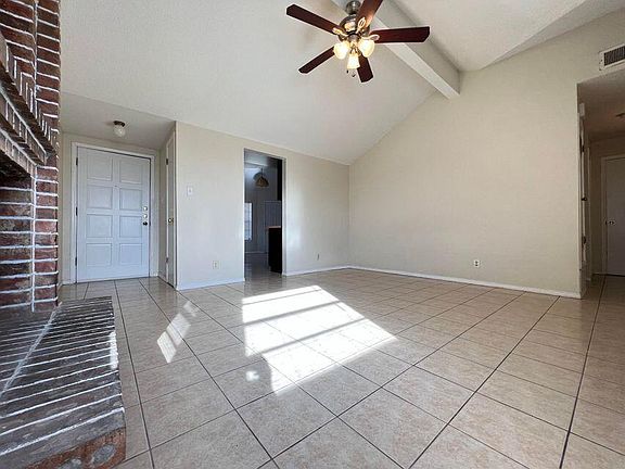 5th image of 11812 Tracy Austin Ln