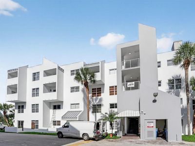 2860 NE 14th Street Causeway #405 D, Pompano Beach, FL, 33062