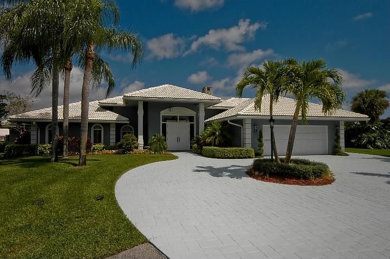 1st image of 11947 Date Palm Dr