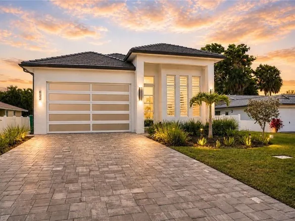 522 98th AVE N, NAPLES, FL 34108