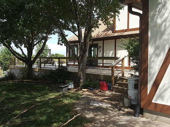 Large deck for entertaining