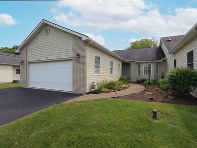 207 Falling Brook Path, Fayetteville, NY, 13066