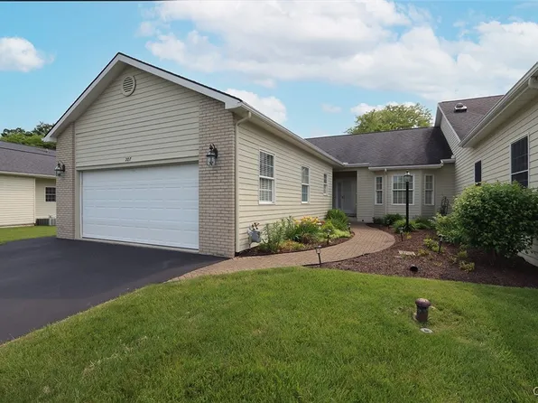 207 Falling Brook Path, Fayetteville, NY 13066