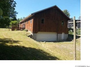 1251 E Swamp Rd, Penn Yan, NY 14527