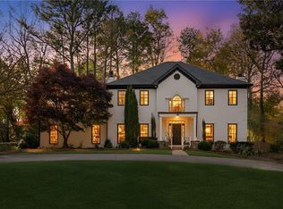 5460 E Idlewood Ln, Sandy Springs, GA 30327