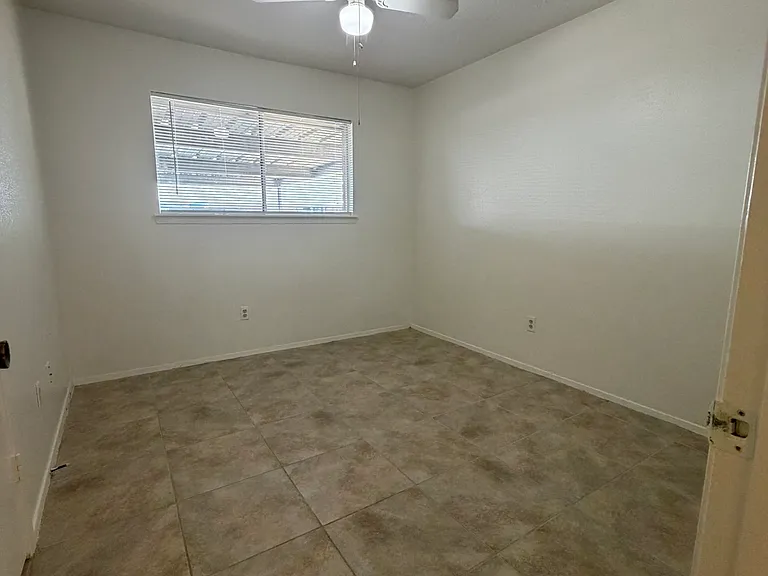3746 Laura Leigh Ln — Photo 22
