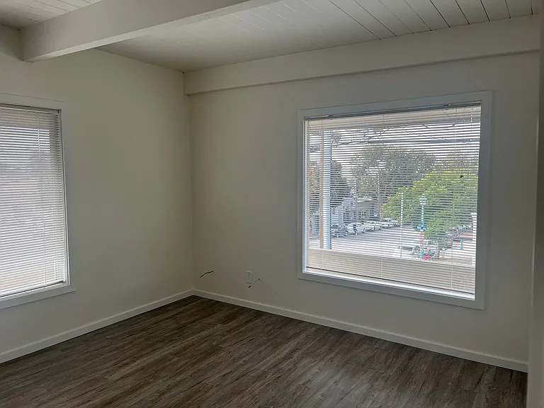 828 Napa Ave — Photo 3