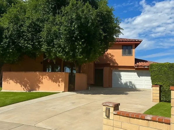 3223 Algonquin Ln, Riverside, CA 92503
