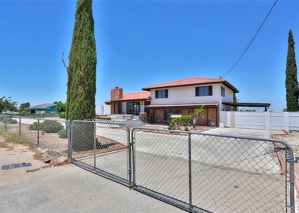 1st image of 14544 Eucalyptus St