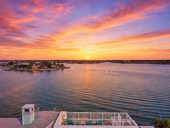 3rd image of 391 12th Ave