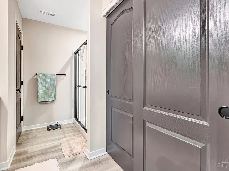 5817 Montrose Ct — Photo 28