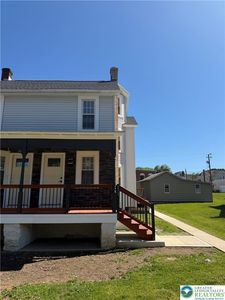 655 E White St, Palmerton, PA, 18071