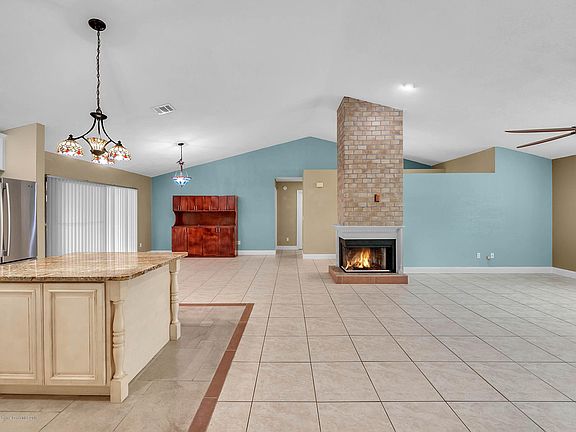 3rd image of 8430 Margarita Dr