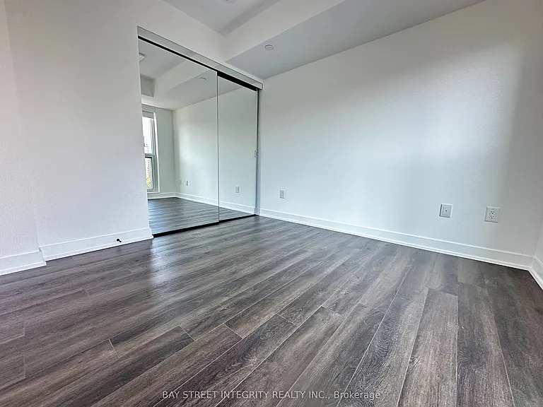 609 Sherbourne St #802 — Photo 10