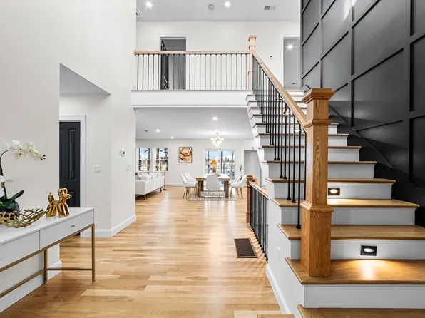 2351 Central St, Stoughton, MA 02072