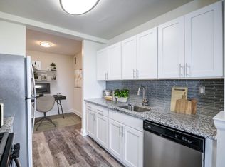 Towers of Windsor Park Apartment Homes, Cherry Hill, NJ 08002
