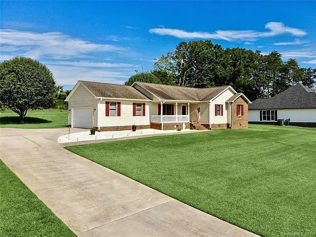 1st image of 137 Rumple Hill Dr