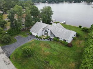 1 Kingfisher Dr, Coventry, RI 02816