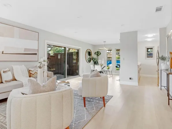 220 Red Oak Dr W APT K, Sunnyvale, CA 94086
