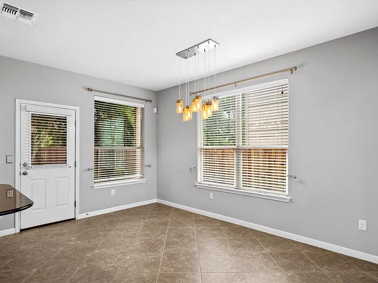 9413 Tanager Way — Photo 14