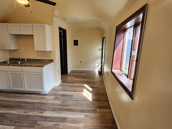 3rd image of 118 Detroit St #4