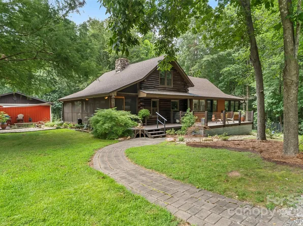 2256 Sophia St, Connelly Springs, NC 28612