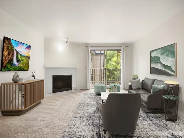 221 9th Street #C303, Kirkland, WA 98033