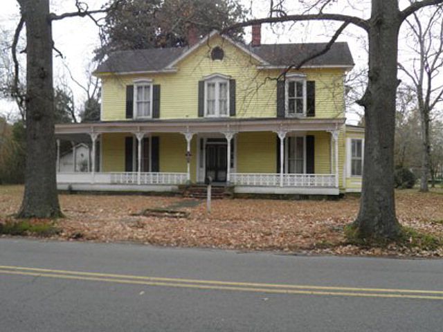 1st image of 315 W Franklin St