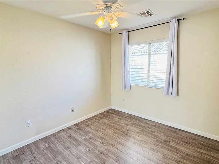 2713 Good Fellows St — Photo 25