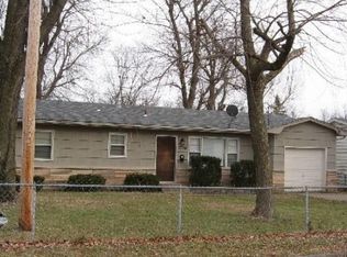 1336 S Estate Ave, Springfield, MO 65804