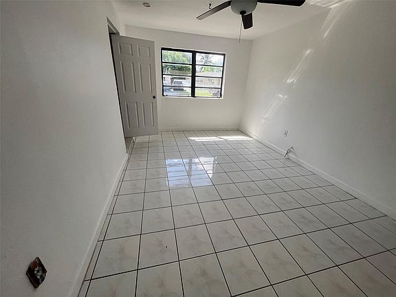 5th image of 17721 NW 14 Place