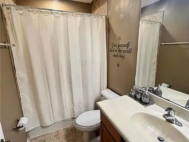 9722 Roundstone Cir — Photo 16