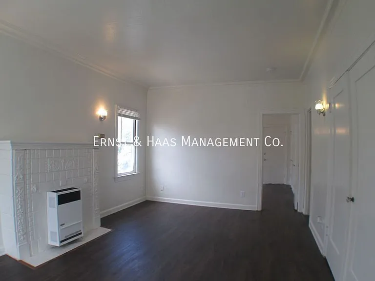 944 Maine Ave #A — Photo 6